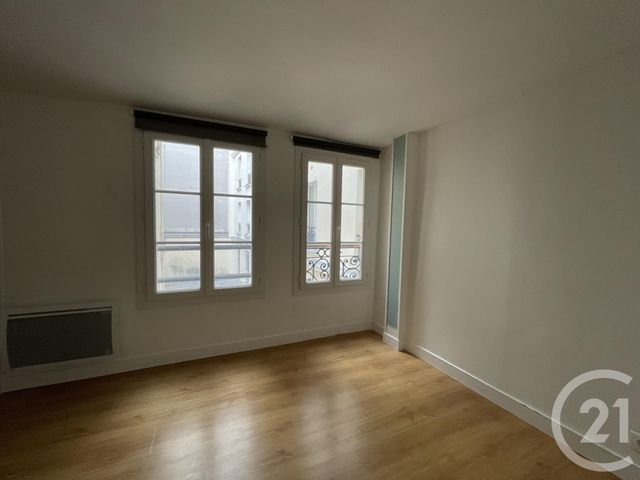 Appartement F1 à vendre - 1 pièce - 24.15 m2 - PARIS - 75011 - ILE-DE-FRANCE - Century 21 Victor Hugo - Trocadéro
