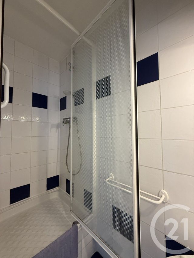 Appartement Studio à vendre - 1 pièce - 12.71 m2 - PARIS - 75016 - ILE-DE-FRANCE - Century 21 Victor Hugo - Trocadéro