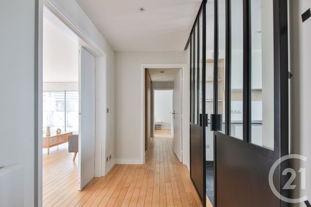 Appartement F4 à louer - 4 pièces - 113.0 m2 - PARIS - 75009 - ILE-DE-FRANCE - Century 21 Victor Hugo - Trocadéro