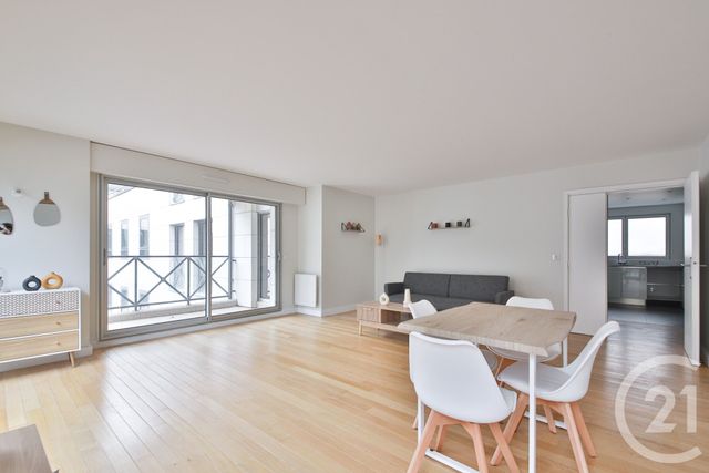 Appartement F4 à louer - 4 pièces - 113.0 m2 - PARIS - 75009 - ILE-DE-FRANCE - Century 21 Victor Hugo - Trocadéro