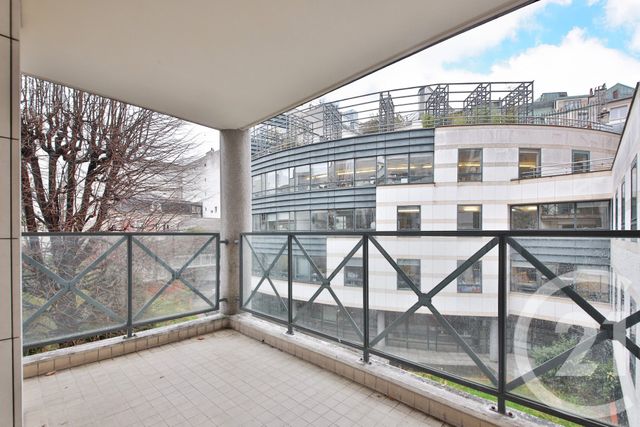 Appartement F4 à louer - 4 pièces - 113.0 m2 - PARIS - 75009 - ILE-DE-FRANCE - Century 21 Victor Hugo - Trocadéro