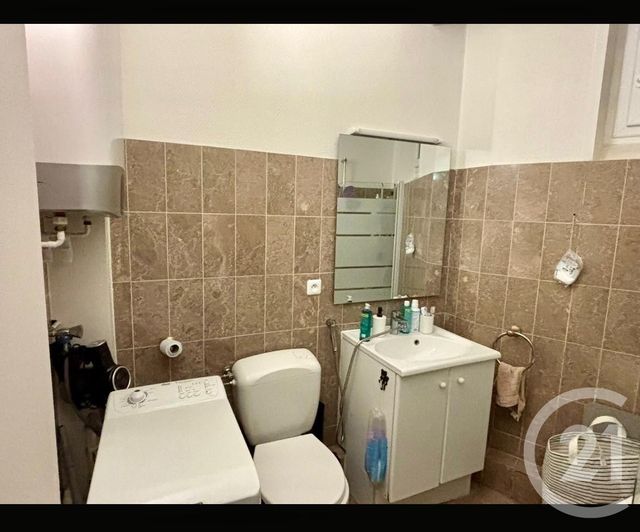 Appartement F1 à vendre - 1 pièce - 24.7 m2 - PARIS - 75016 - ILE-DE-FRANCE - Century 21 Victor Hugo - Trocadéro