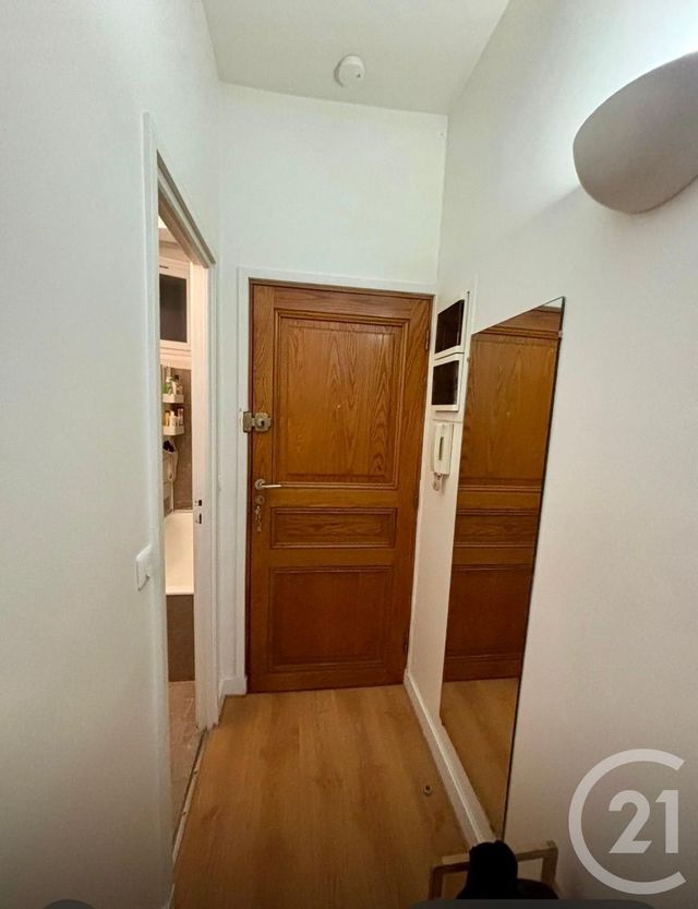 Appartement F1 à vendre - 1 pièce - 24.7 m2 - PARIS - 75016 - ILE-DE-FRANCE - Century 21 Victor Hugo - Trocadéro