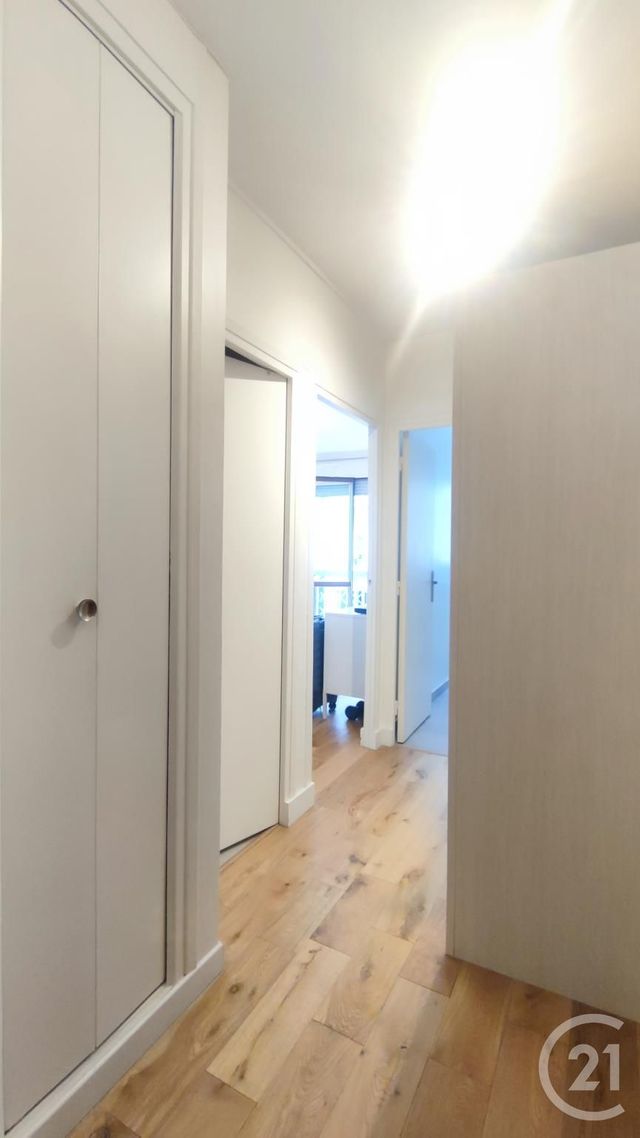 Appartement F1 à louer - 1 pièce - 26.35 m2 - PARIS - 75016 - ILE-DE-FRANCE - Century 21 Victor Hugo - Trocadéro