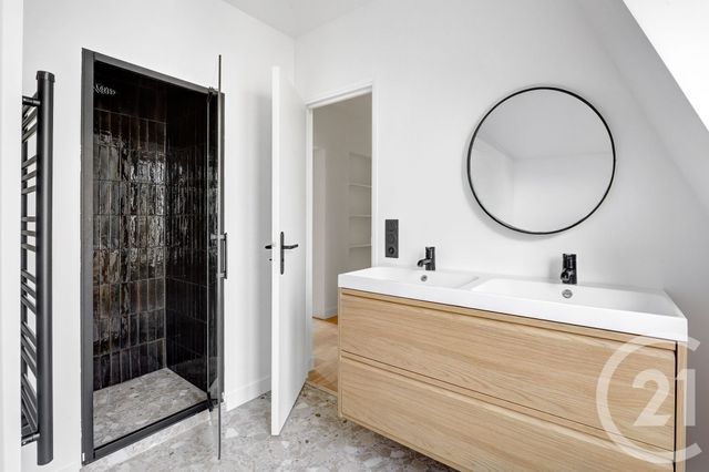 Appartement F3 à vendre - 3 pièces - 46.67 m2 - PARIS - 75016 - ILE-DE-FRANCE - Century 21 Victor Hugo - Trocadéro