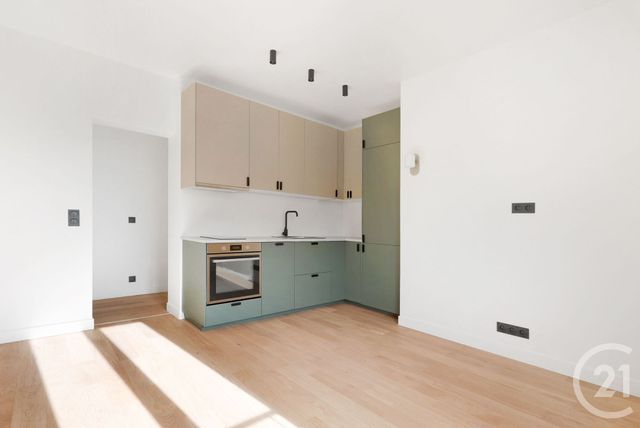 Appartement F3 à vendre - 3 pièces - 46.67 m2 - PARIS - 75016 - ILE-DE-FRANCE - Century 21 Victor Hugo - Trocadéro