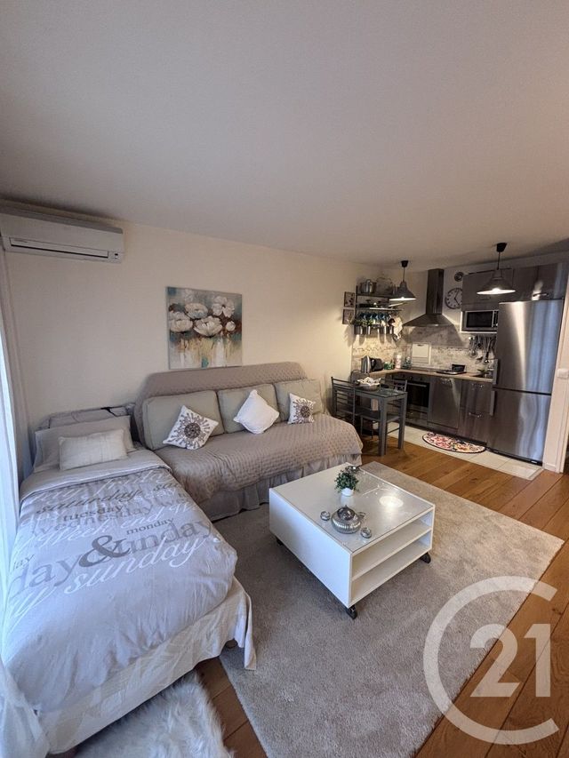 Appartement F1 à louer PARIS