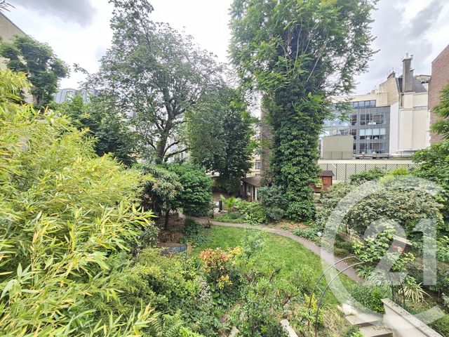 Appartement Duplex à louer - 2 pièces - 44.06 m2 - PARIS - 75008 - ILE-DE-FRANCE - Century 21 Victor Hugo - Trocadéro