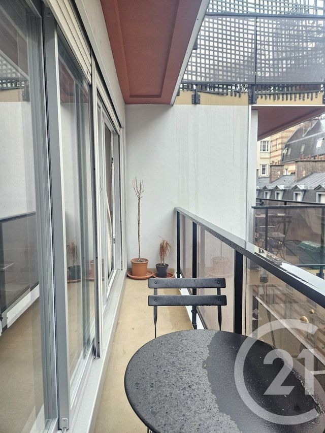 Appartement F1 à louer - 1 pièce - 42.59 m2 - PARIS - 75016 - ILE-DE-FRANCE - Century 21 Victor Hugo - Trocadéro