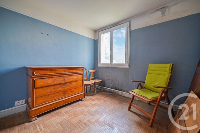 Appartement F5 à vendre - 5 pièces - 111.29 m2 - PARIS - 75016 - ILE-DE-FRANCE - Century 21 Victor Hugo - Trocadéro