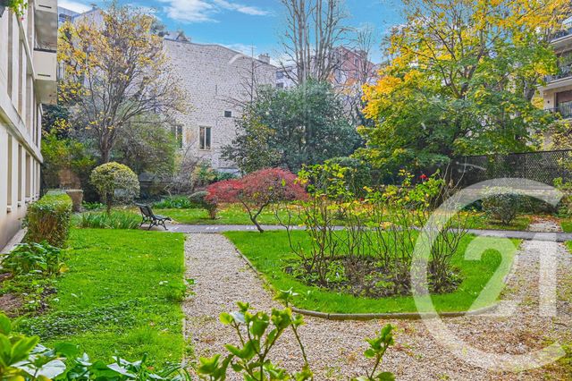 Appartement F5 à vendre - 5 pièces - 111.29 m2 - PARIS - 75016 - ILE-DE-FRANCE - Century 21 Victor Hugo - Trocadéro