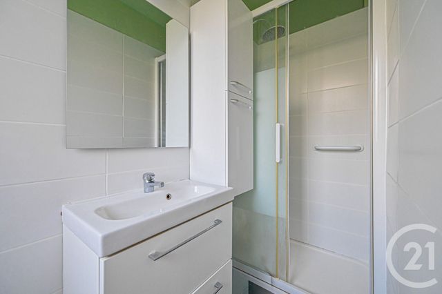 Appartement F5 à vendre - 5 pièces - 111.29 m2 - PARIS - 75016 - ILE-DE-FRANCE - Century 21 Victor Hugo - Trocadéro