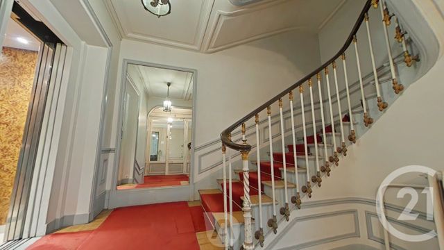 Appartement F2 à vendre - 2 pièces - 45.03 m2 - PARIS - 75016 - ILE-DE-FRANCE - Century 21 Victor Hugo - Trocadéro