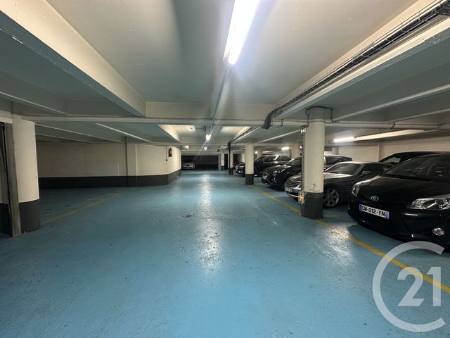 parking à louer - 12.41 m2 - PARIS - 75016 - ILE-DE-FRANCE - Century 21 Victor Hugo - Trocadéro