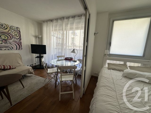Appartement Studio à louer - 1 pièce - 31.18 m2 - PARIS - 75116 - ILE-DE-FRANCE - Century 21 Victor Hugo - Trocadéro
