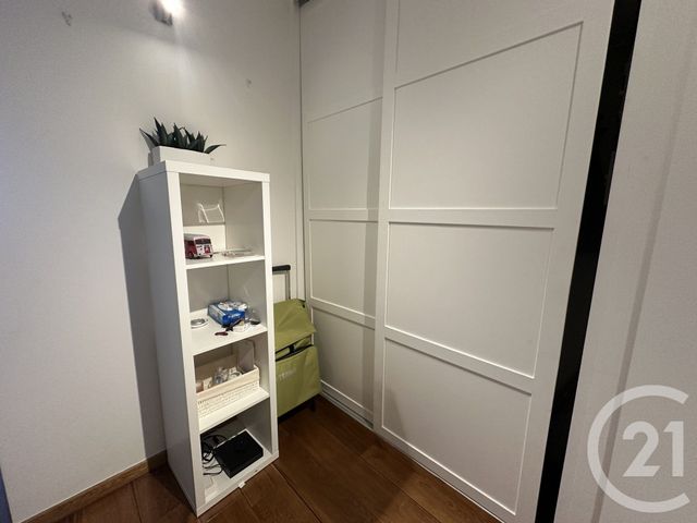 Appartement Studio à louer - 1 pièce - 31.18 m2 - PARIS - 75116 - ILE-DE-FRANCE - Century 21 Victor Hugo - Trocadéro
