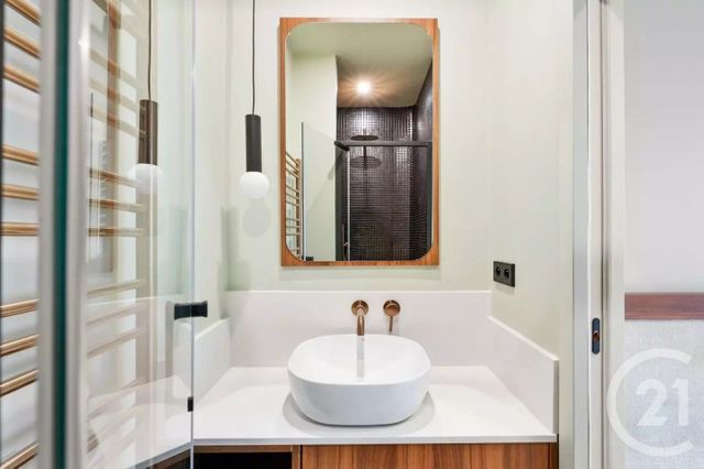 Appartement F5 à vendre - 5 pièces - 105.26 m2 - PARIS - 75009 - ILE-DE-FRANCE - Century 21 Victor Hugo - Trocadéro