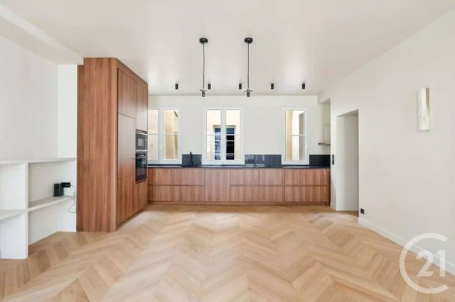 Appartement F5 à vendre - 5 pièces - 105.26 m2 - PARIS - 75009 - ILE-DE-FRANCE - Century 21 Victor Hugo - Trocadéro