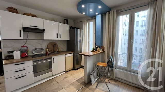 Appartement F2 à vendre - 2 pièces - 31.67 m2 - PARIS - 75018 - ILE-DE-FRANCE - Century 21 Victor Hugo - Trocadéro