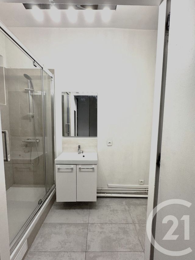Appartement F2 à vendre - 2 pièces - 35.66 m2 - NEUILLY SUR SEINE - 92 - ILE-DE-FRANCE - Century 21 Victor Hugo - Trocadéro