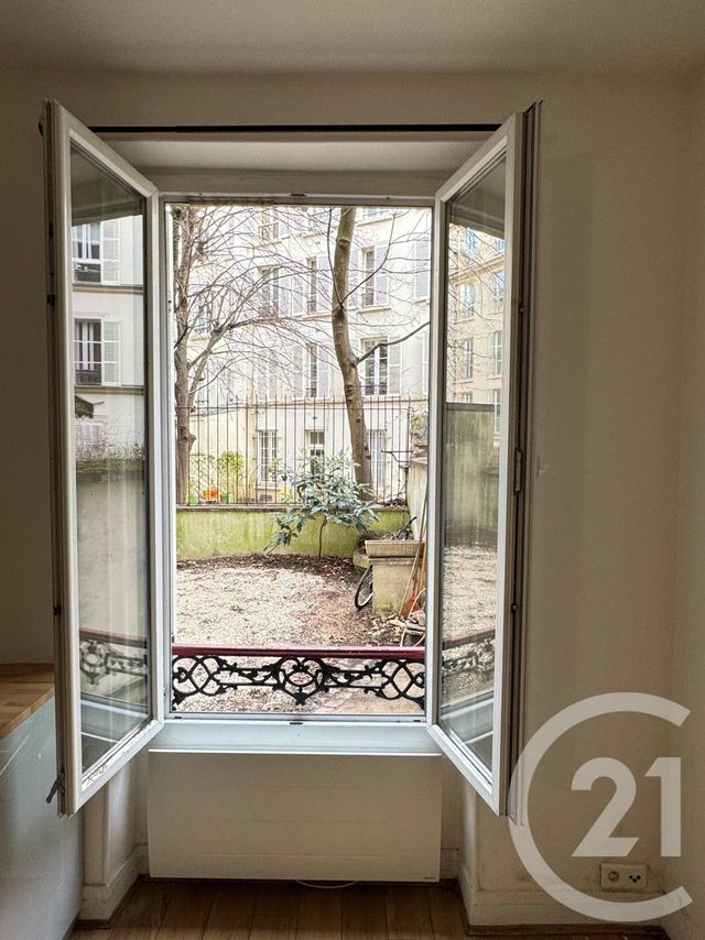 Appartement F2 à vendre - 2 pièces - 35.66 m2 - NEUILLY SUR SEINE - 92 - ILE-DE-FRANCE - Century 21 Victor Hugo - Trocadéro