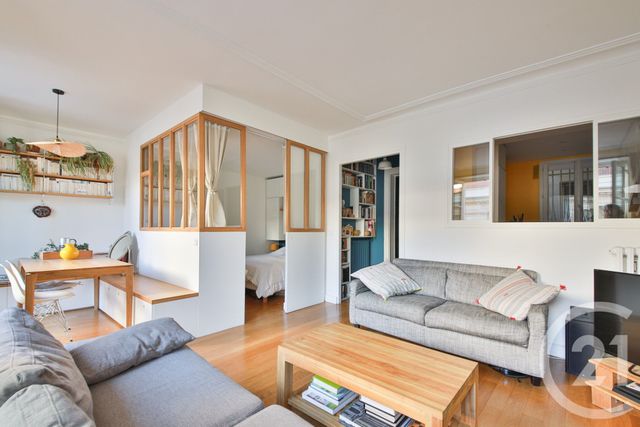 Appartement F4 à vendre - 4 pièces - 86.31 m2 - PARIS - 75009 - ILE-DE-FRANCE - Century 21 Victor Hugo - Trocadéro