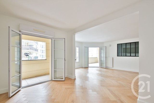 Appartement F4 à vendre - 4 pièces - 84.02 m2 - COURBEVOIE - 92 - ILE-DE-FRANCE - Century 21 Victor Hugo - Trocadéro