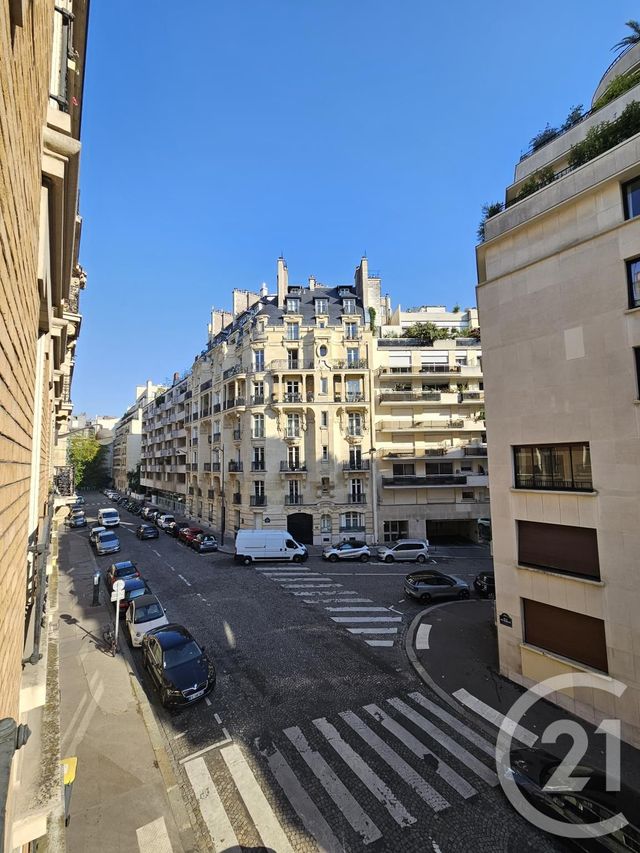 Appartement F3 à louer - 3 pièces - 60.03 m2 - PARIS - 75016 - ILE-DE-FRANCE - Century 21 Victor Hugo - Trocadéro