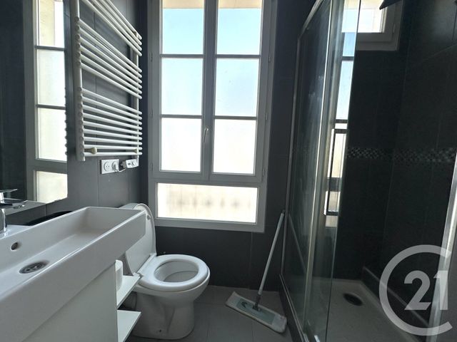 Appartement Studio à louer - 1 pièce - 21.13 m2 - PARIS - 75015 - ILE-DE-FRANCE - Century 21 Victor Hugo - Trocadéro