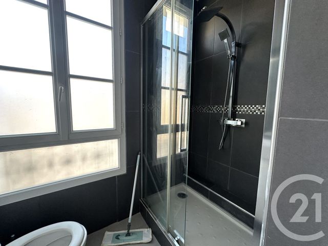 Appartement Studio à louer - 1 pièce - 21.13 m2 - PARIS - 75015 - ILE-DE-FRANCE - Century 21 Victor Hugo - Trocadéro