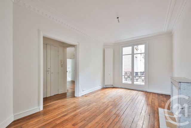 Appartement F2 à louer - 2 pièces - 55.8 m2 - PARIS - 75016 - ILE-DE-FRANCE - Century 21 Victor Hugo - Trocadéro
