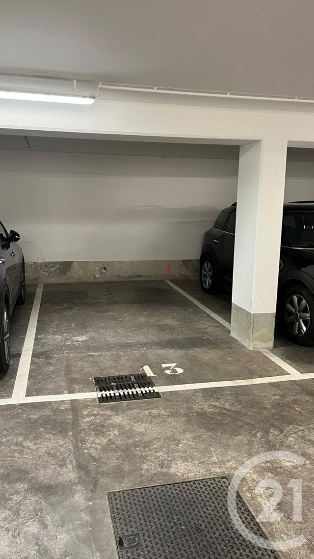 Parking à louer LEVALLOIS PERRET