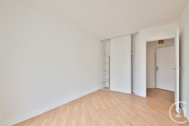 Appartement F4 à vendre - 4 pièces - 106.1 m2 - SURESNES - 92 - ILE-DE-FRANCE - Century 21 Victor Hugo - Trocadéro