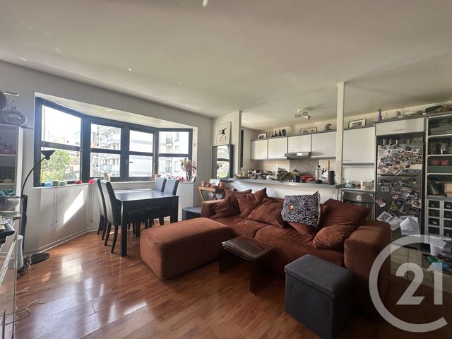 Appartement F3 à louer COURBEVOIE