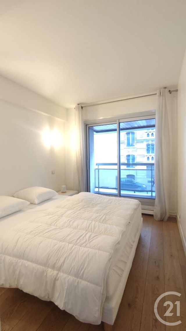 Appartement F2 à louer - 2 pièces - 39.83 m2 - PARIS - 75016 - ILE-DE-FRANCE - Century 21 Victor Hugo - Trocadéro