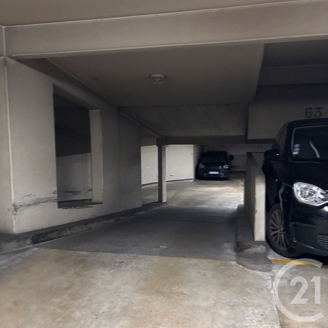 parking à louer - 12.32 m2 - PARIS - 75116 - ILE-DE-FRANCE - Century 21 Victor Hugo - Trocadéro