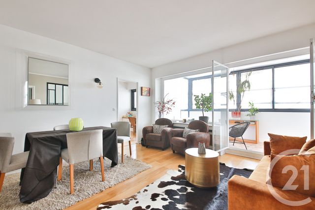 Appartement F2 à vendre - 2 pièces - 70.9 m2 - PARIS - 75015 - ILE-DE-FRANCE - Century 21 Victor Hugo - Trocadéro