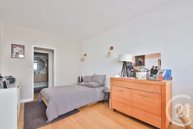 Appartement F2 à vendre - 2 pièces - 70.9 m2 - PARIS - 75015 - ILE-DE-FRANCE - Century 21 Victor Hugo - Trocadéro