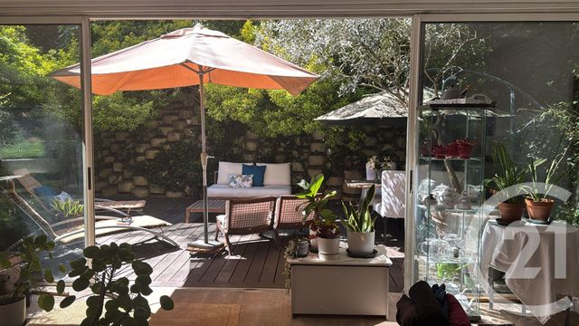 Appartement F5 à vendre - 4 pièces - 169.78 m2 - SURESNES - 92 - ILE-DE-FRANCE - Century 21 Victor Hugo - Trocadéro