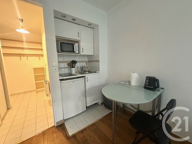 Appartement F1 à louer - 1 pièce - 19.03 m2 - PARIS - 75016 - ILE-DE-FRANCE - Century 21 Victor Hugo - Trocadéro