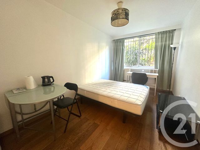 Appartement F1 à louer PARIS