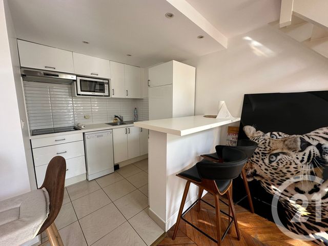 Appartement F1 à louer - 1 pièce - 44.06 m2 - PARIS - 75008 - ILE-DE-FRANCE - Century 21 Victor Hugo - Trocadéro