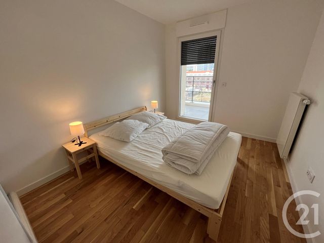 Appartement F3 à louer - 3 pièces - 61.76 m2 - ST OUEN - 93 - ILE-DE-FRANCE - Century 21 Victor Hugo - Trocadéro