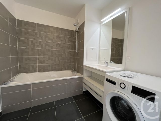 Appartement F3 à louer - 3 pièces - 61.76 m2 - ST OUEN - 93 - ILE-DE-FRANCE - Century 21 Victor Hugo - Trocadéro