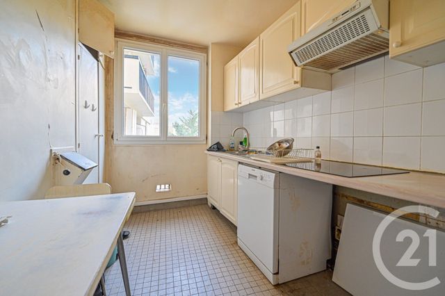 Appartement F5 à vendre - 5 pièces - 111.29 m2 - PARIS - 75016 - ILE-DE-FRANCE - Century 21 Victor Hugo - Trocadéro