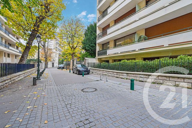 Appartement F5 à vendre - 5 pièces - 111.29 m2 - PARIS - 75016 - ILE-DE-FRANCE - Century 21 Victor Hugo - Trocadéro