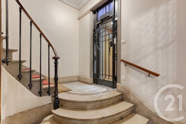 Appartement F3 à vendre - 3 pièces - 64.71 m2 - PARIS - 75015 - ILE-DE-FRANCE - Century 21 Victor Hugo - Trocadéro