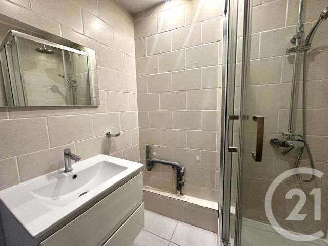 Appartement F1 à louer - 1 pièce - 23.75 m2 - LEVALLOIS PERRET - 92 - ILE-DE-FRANCE - Century 21 Victor Hugo - Trocadéro