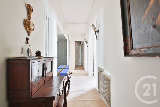 Appartement F5 à vendre - 5 pièces - 108.63 m2 - PARIS - 75016 - ILE-DE-FRANCE - Century 21 Victor Hugo - Trocadéro