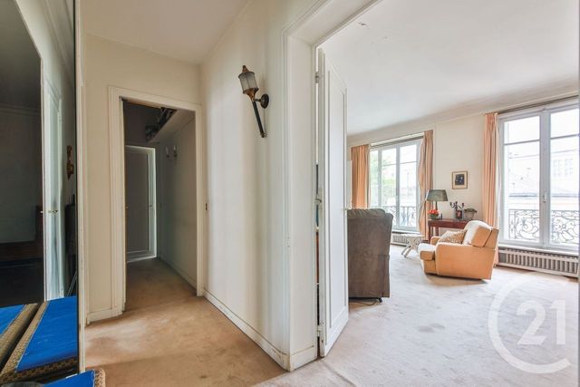 Appartement F5 à vendre - 5 pièces - 108.63 m2 - PARIS - 75016 - ILE-DE-FRANCE - Century 21 Victor Hugo - Trocadéro